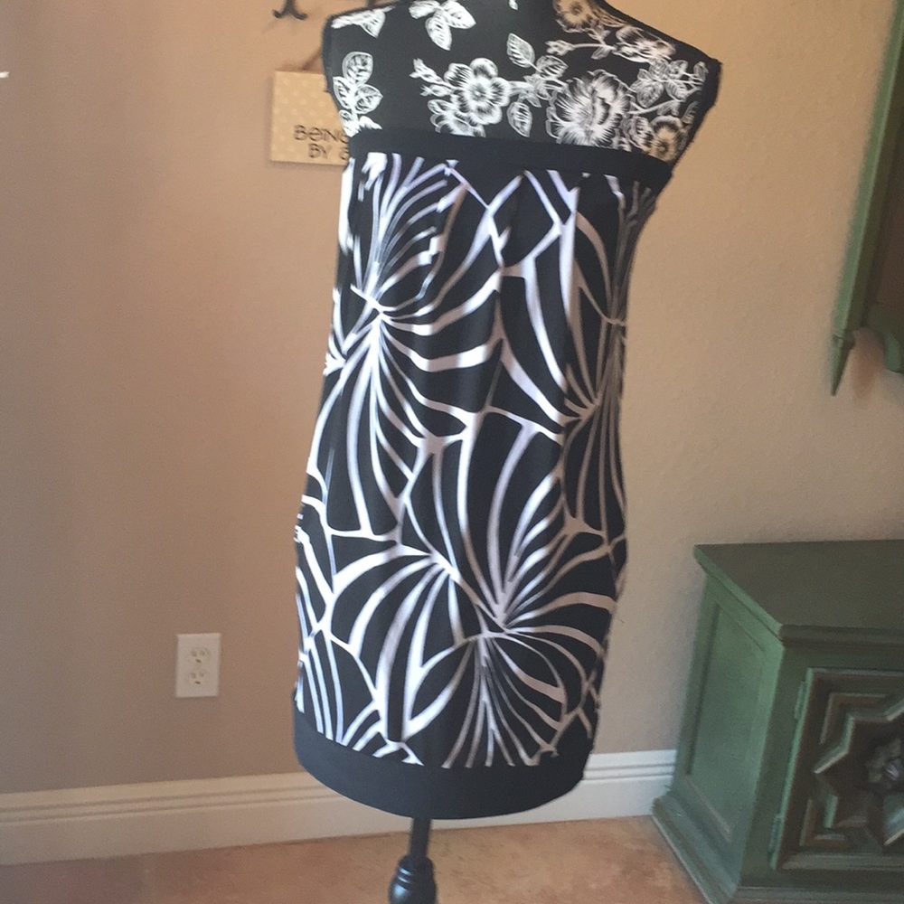 Dress with pockets